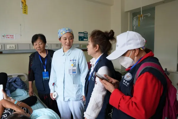 圣约翰医院滇池院区开展医生讲好故事主题活动