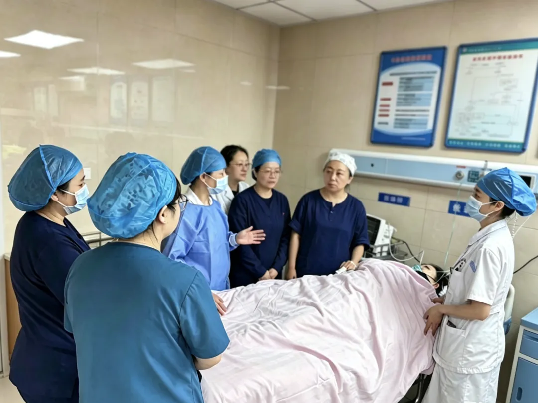 援疆手记|午后紧急会诊——一场多学科协作的高危孕产妇救治