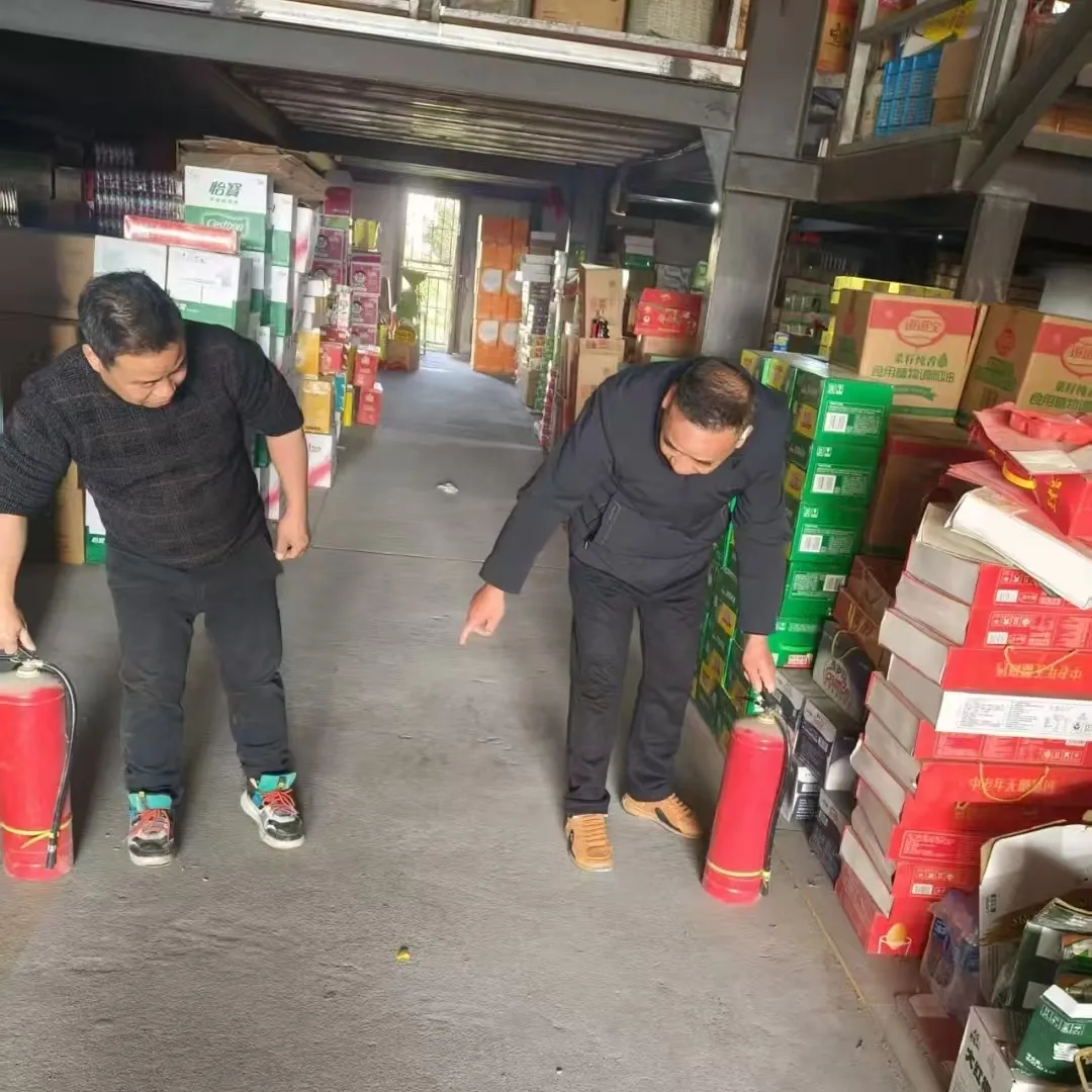 江西玉山县临湖镇开展十二月份“安全防范警示日”活动