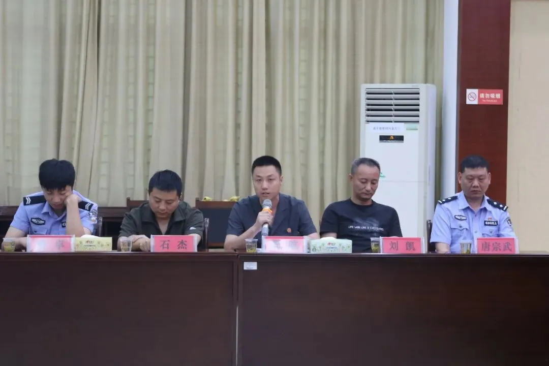 永葆军魂本色 共话法院担当——湘潭县人民法院召开"八一"建军节座谈会