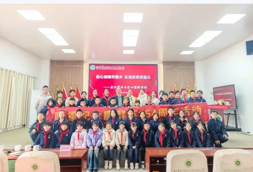 厚德笃行担使命 文脉传薪济苍生——访韶山红船感 恩快乐教育服务有限公司创始人唐江丽
