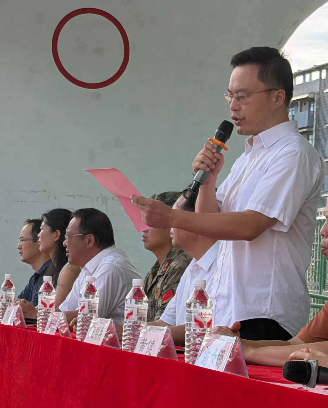 青春接力 强国有我 ——湘机中学2026级新生军训顺利开营