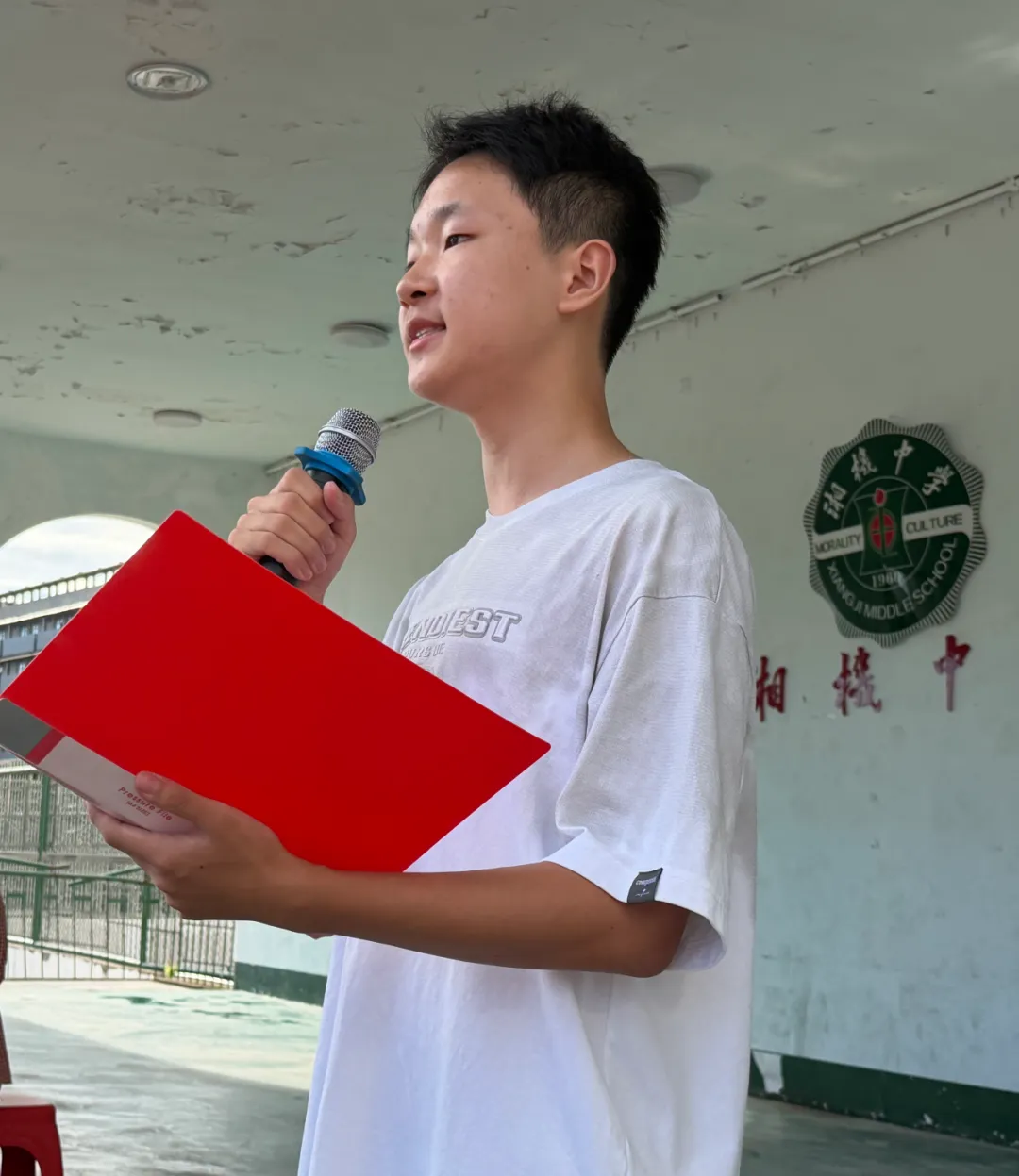 青春接力 强国有我 ——湘机中学2026级新生军训顺利开营