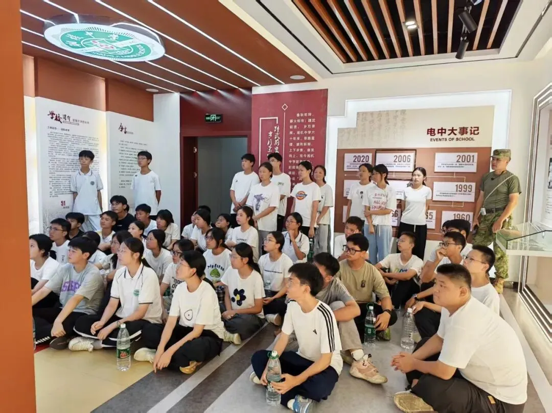 淬炼青春砺锋芒,整装启航赴新程|湘机中学2026级高一新生军训圆满结营