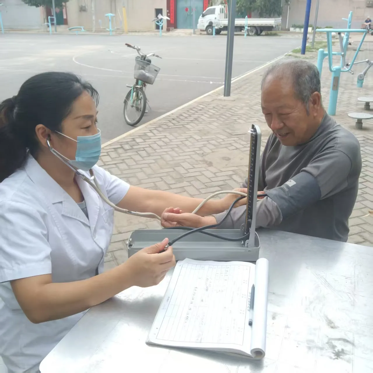 医者仁心守乡土 无私奉献暖乡邻——记邯山区马庄乡卫生院南河边卫生室村医孟宪红