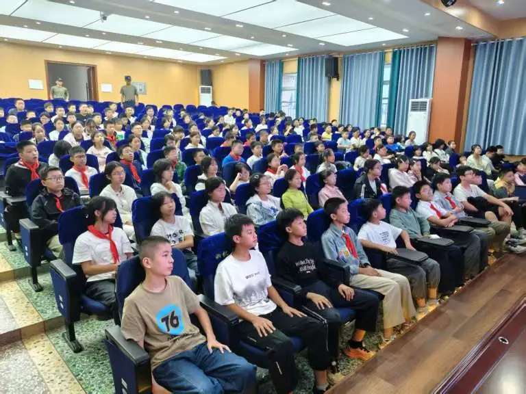 强国有我少年志,迎新筑梦正当时 ——湘机中学2026级初一新生整训圆满结营