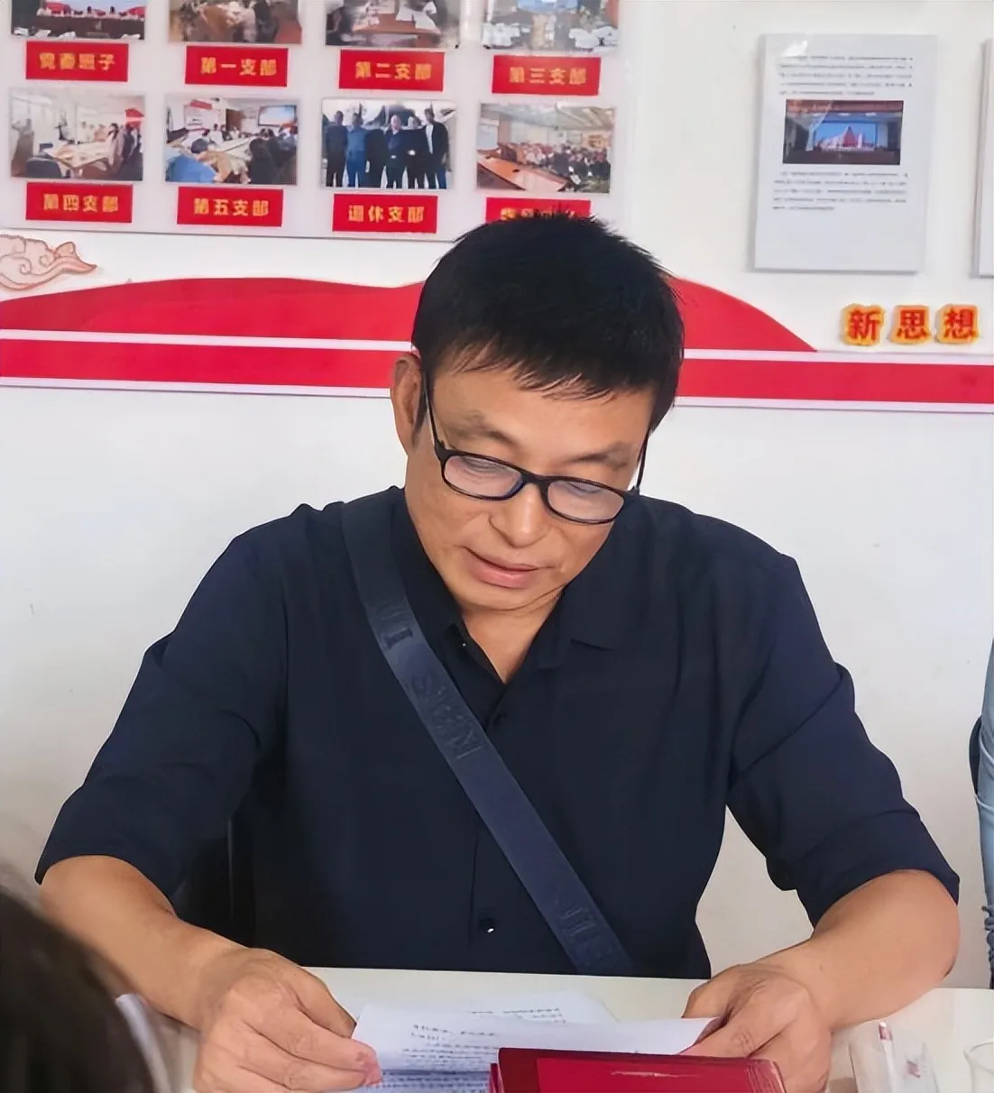 家校同心守“食”光 共筑安全防护网湘潭市二中召开2026-2027学年膳食监督家长委员会第一次工作会议