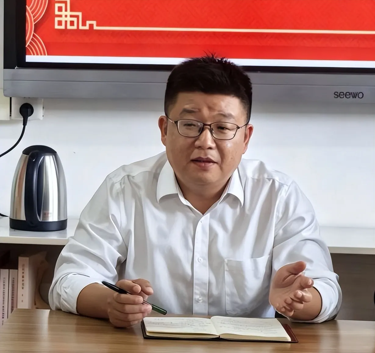 家校同心守“食”光 共筑安全防护网湘潭市二中召开2026-2027学年膳食监督家长委员会第一次工作会议