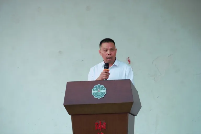 风正帆悬,新程已启——湘机中学举行2026秋季开学典礼