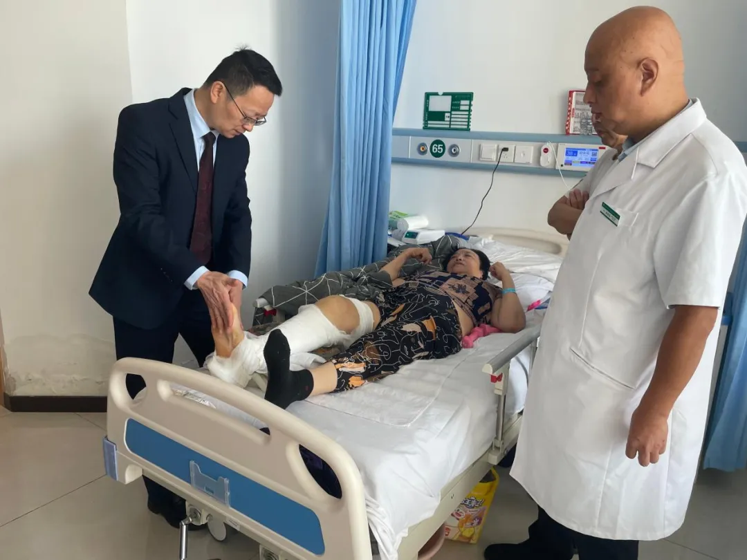 天池论骨 正骨传薪——大伤科主任曹谦参加长春中医药大学天池伤科学术周活动