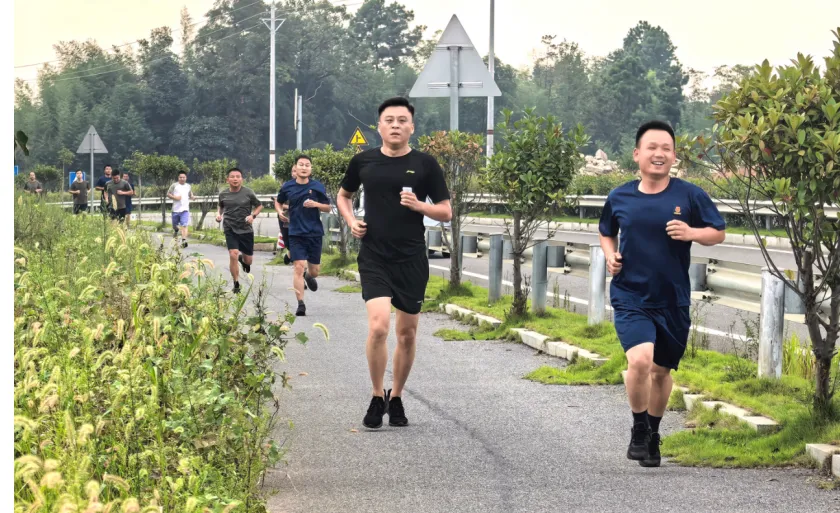 湘潭县:以训促战 锻造森林消防“铁军”