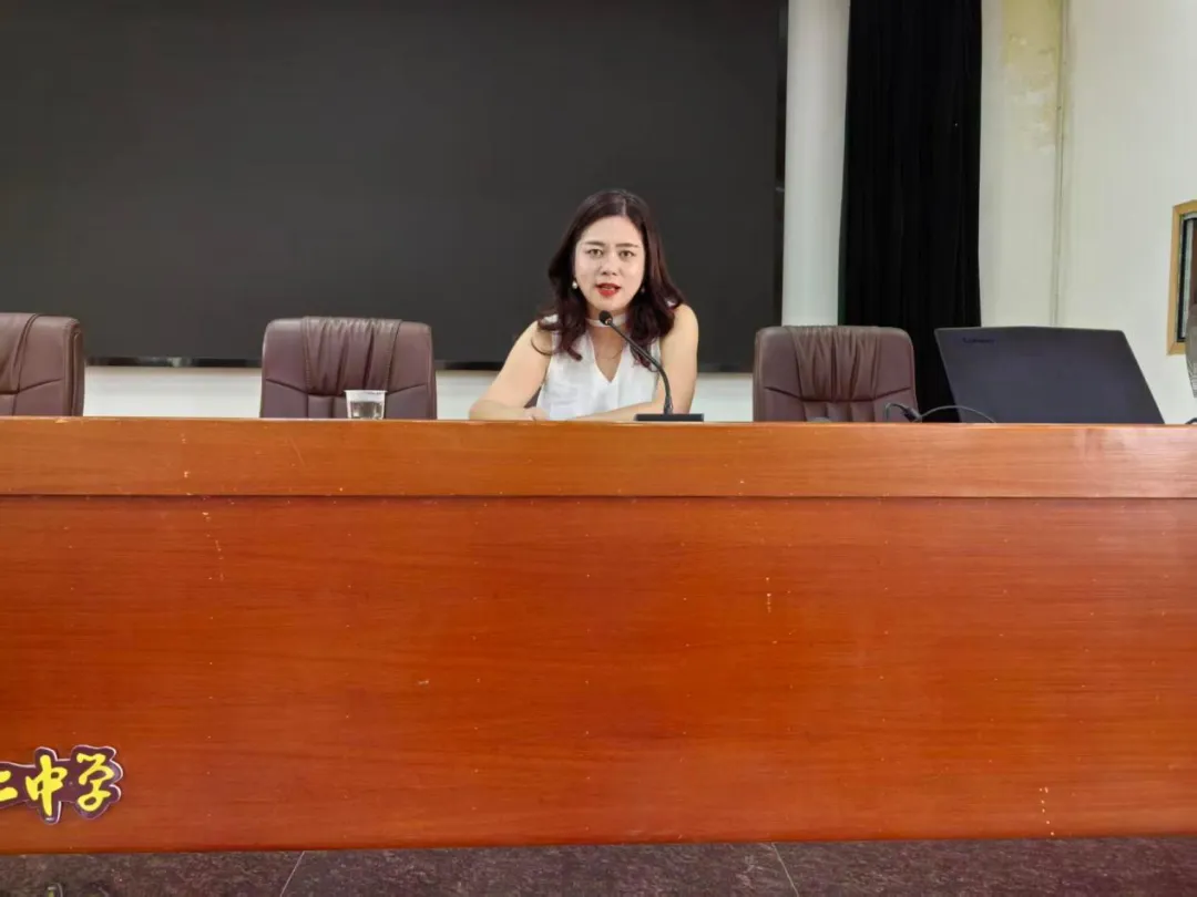 赋能自主管理,助推学风建设——湘潭市二中开展新学期学习委员培训活动