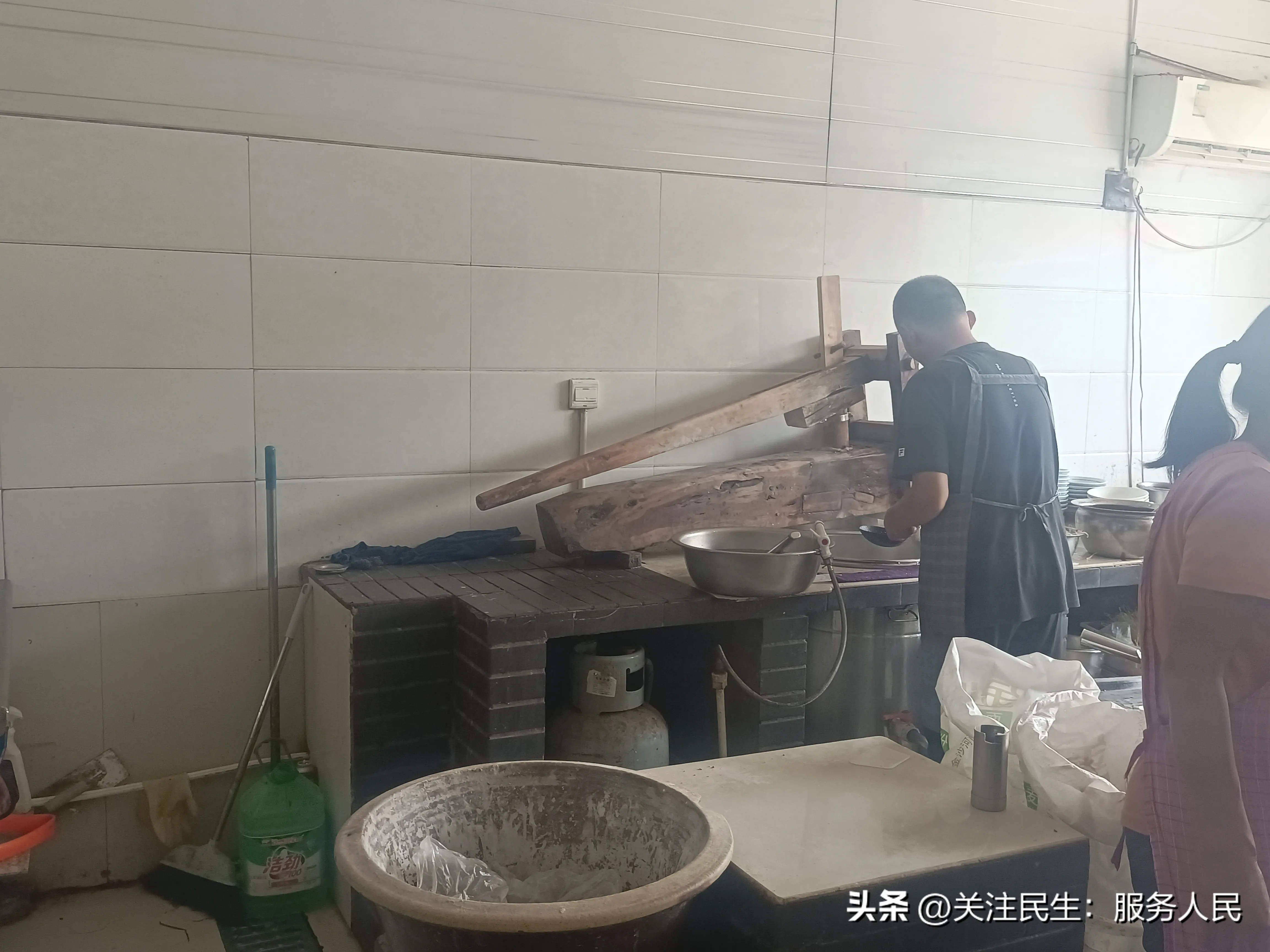 河北邯郸曲周县市级非物质文化遗产邯郸特色小吃安家饸饹面