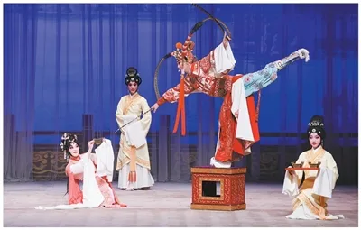让青年戏曲人沉下心深耕专业（艺文观察·戏剧振兴进行时） 尹晓东