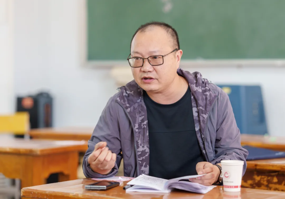 精准视导明方向 研思聚力促提升——县教研室莅临我校开展教学视导
