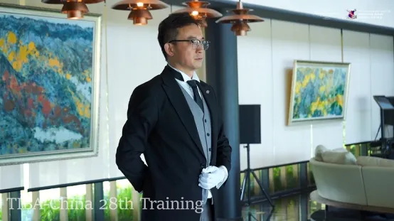 一把“尺子”,如何量出豪宅服务的价值?